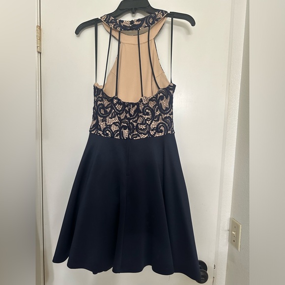 B. Darlin Dress. Size 11-12 (Large). Navy Blue. - Picture 2 of 3